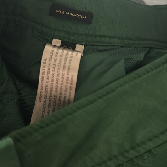 Massimo Dutti emerald green linen/viscose blend cropped pleated front pants. - Picture 6 of 6